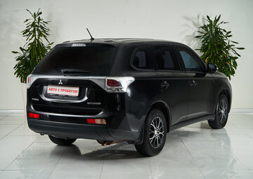 Mitsubishi Outlander Вид 5