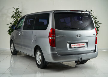 Hyundai Grand Starex Вид 4