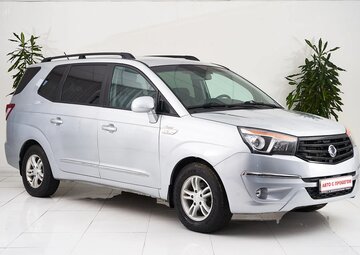 KGM | Ssangyong Stavic Вид 3