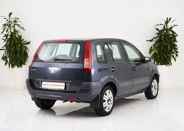 Ford Fusion Вид 5