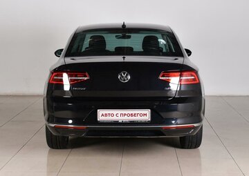 Volkswagen Passat Вид 4