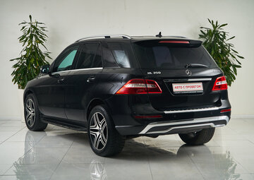 Mercedes benz M-Класс Вид 4