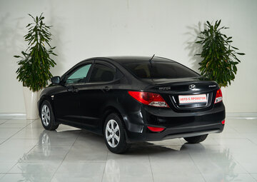Hyundai Solaris Вид 4