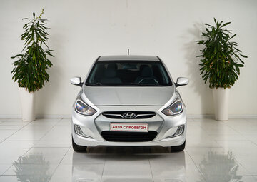 Hyundai Solaris Вид 2