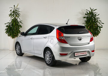 Hyundai Solaris Вид 4