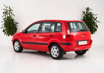 Ford Fusion Вид 4