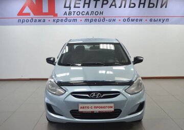 Hyundai Solaris Вид 2
