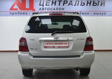 Toyota Highlander Вид 4